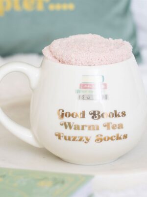 Conjunto “Good Books” – Caneca e Meias